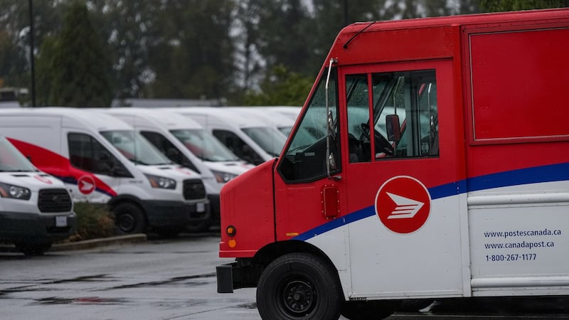Canada Post says another bailout needed as it continues to bleed cash